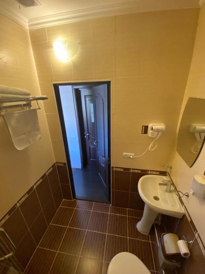 Ulpan Mini Hotel Akmola Esterno foto