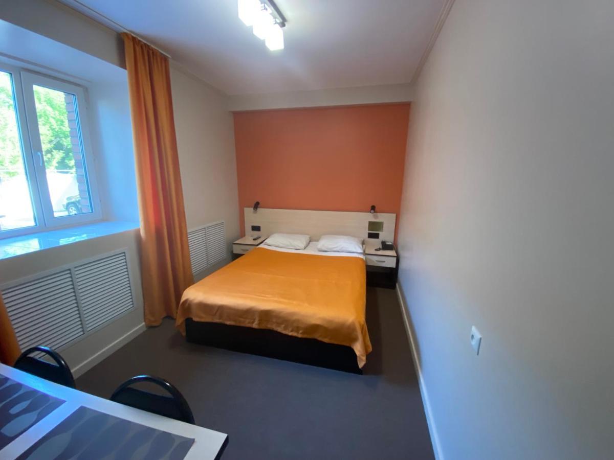 Ulpan Mini Hotel Akmola Esterno foto