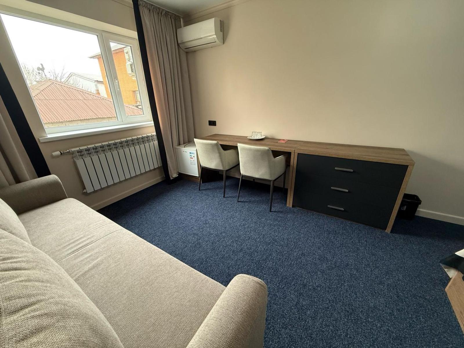 Ulpan Mini Hotel Akmola Esterno foto